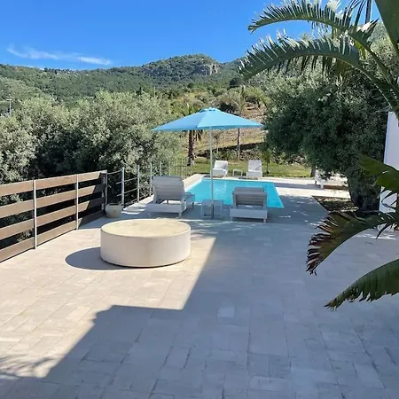 Villa Sicily, Gorgeous With Private Pool, Near Cefalu'