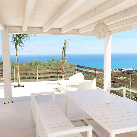 Sicily, Gorgeous With Private Pool, Near Cefalu' *