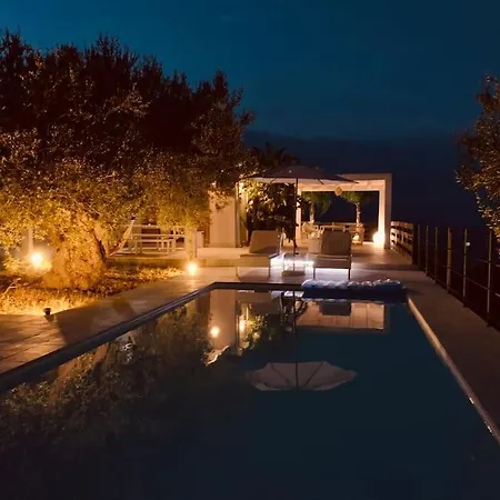 Villa Sicily, Gorgeous With Private Pool, Near Cefalu'
