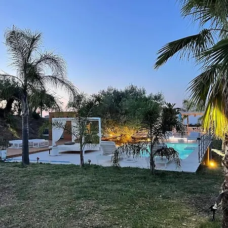 Sicily, Gorgeous With Private Pool, Near Cefalu' Villa Finale