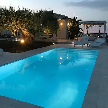 Sicily, Gorgeous With Private Pool, Near Cefalu' Villa Finale